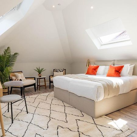 Wellington Place I Your Apartment Бристол Екстериор снимка