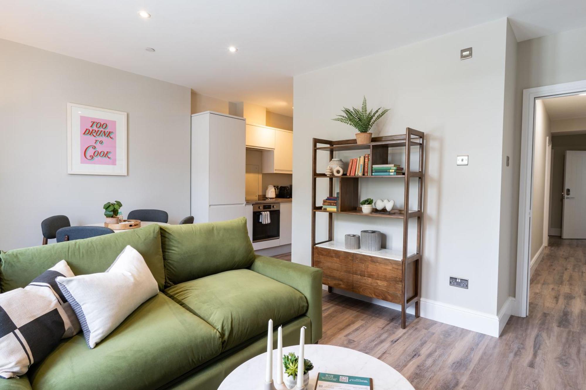 Wellington Place I Your Apartment Бристол Екстериор снимка
